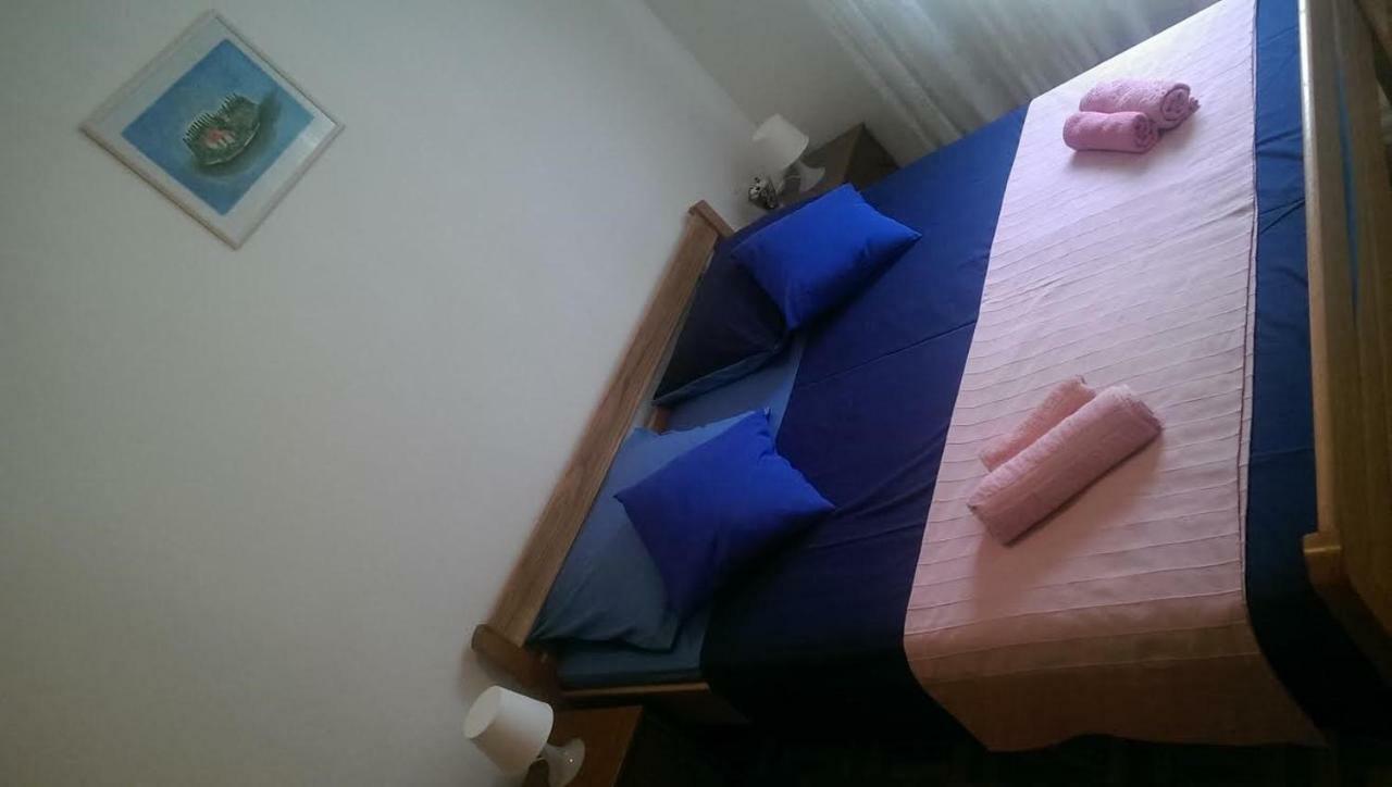Apartmani Ledenko Kastela Luaran gambar