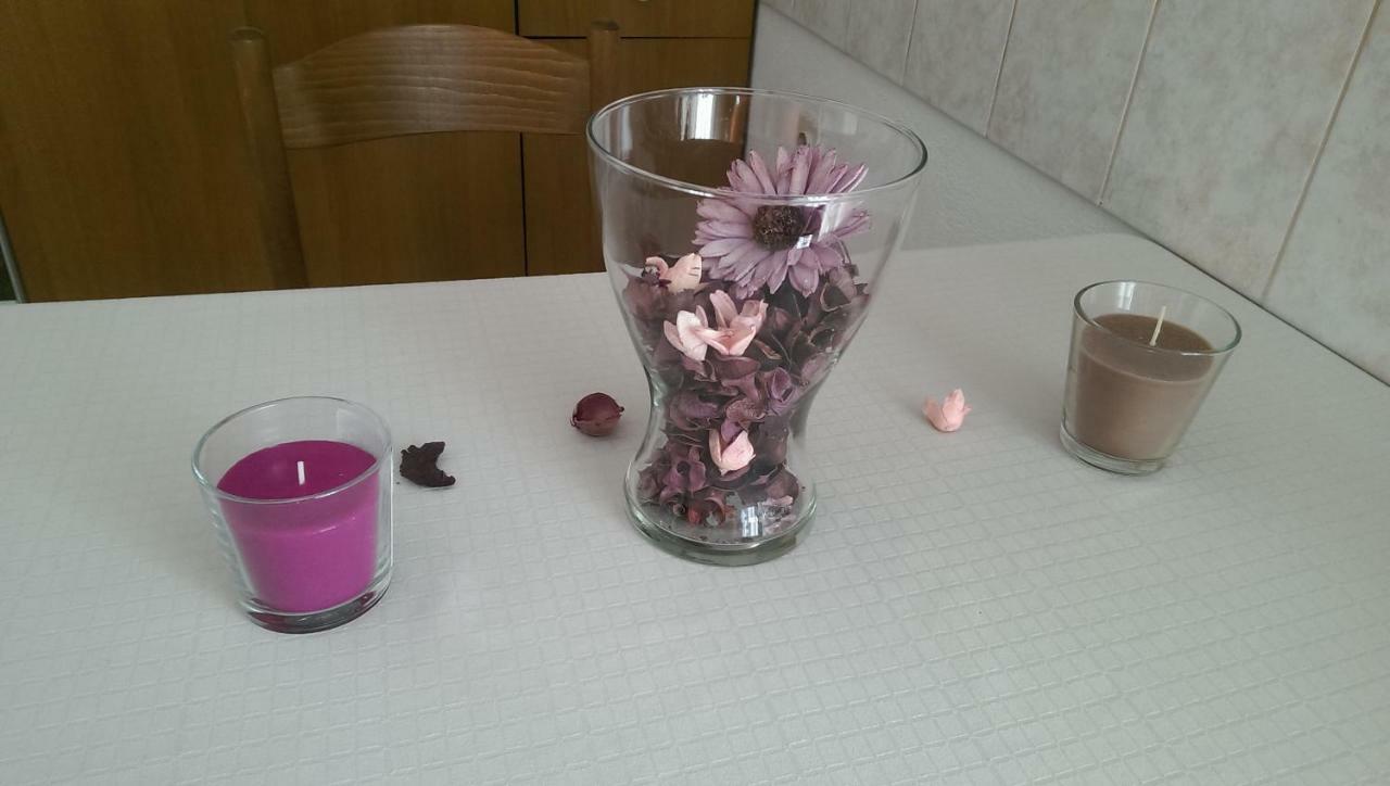 Apartmani Ledenko Kastela Luaran gambar