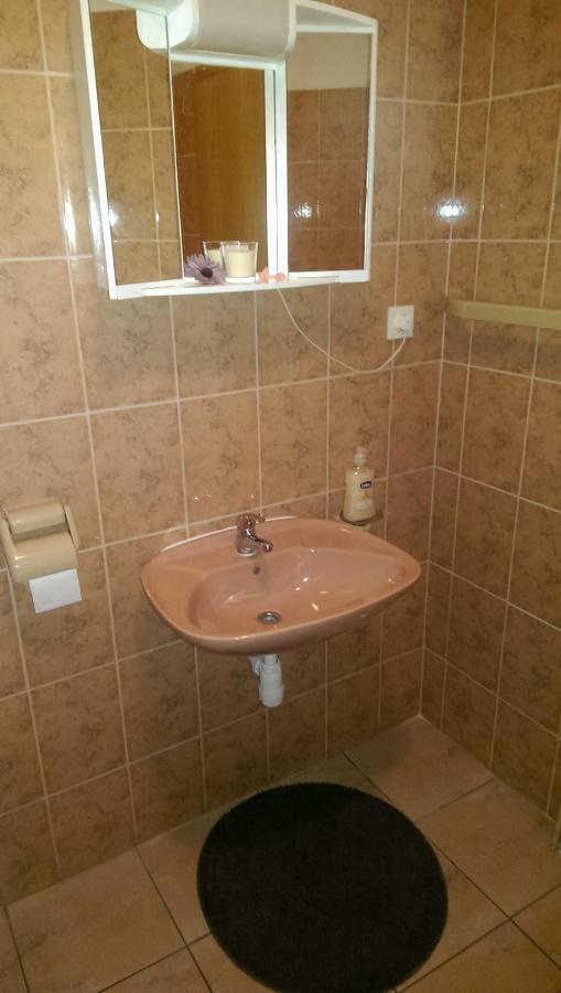 Apartmani Ledenko Kastela Luaran gambar